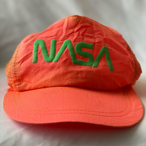 NASA Hat - Picture 1 of 3